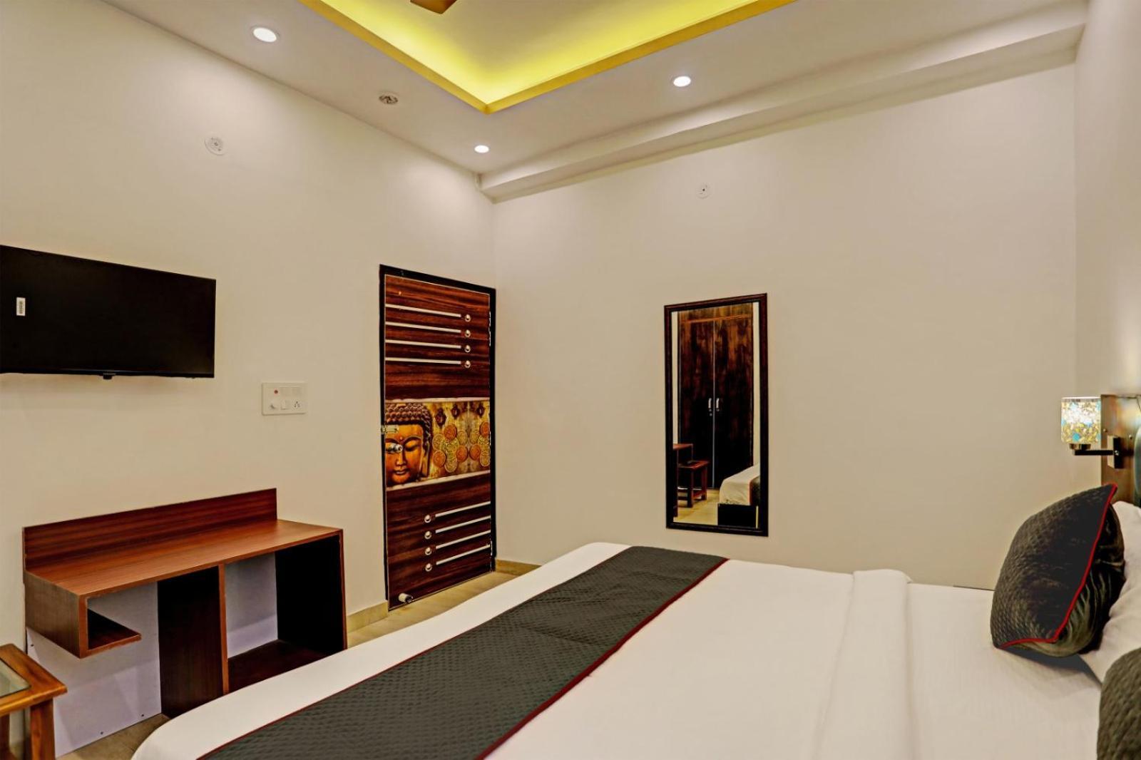 Hotel King Plaza 4*